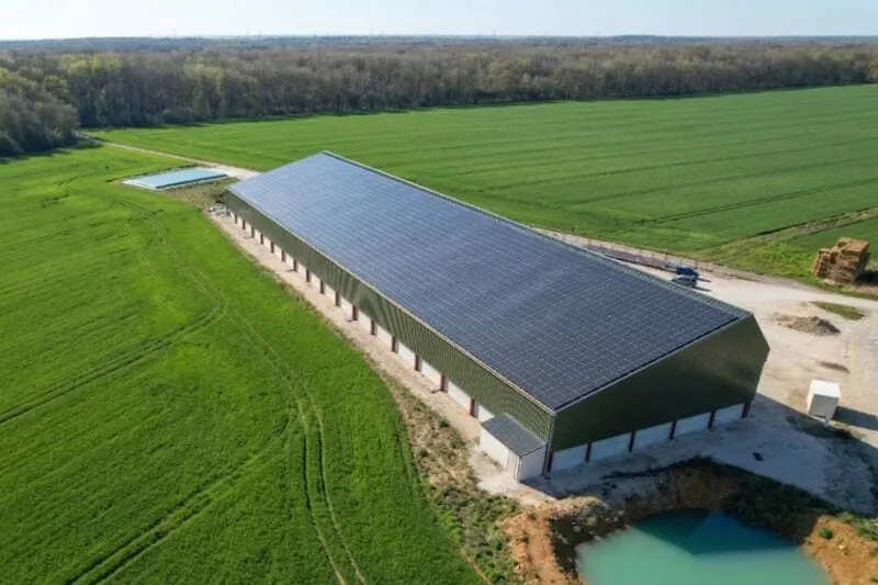 Vue aérienne du site de déconditionnement de biodéchets Les Gloutons à Presles-en-Brie (77)
