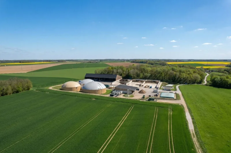 Vue aérienne de l'unité de méthanisation 77320 Biogaz à La Ferté-Gaucher (77)